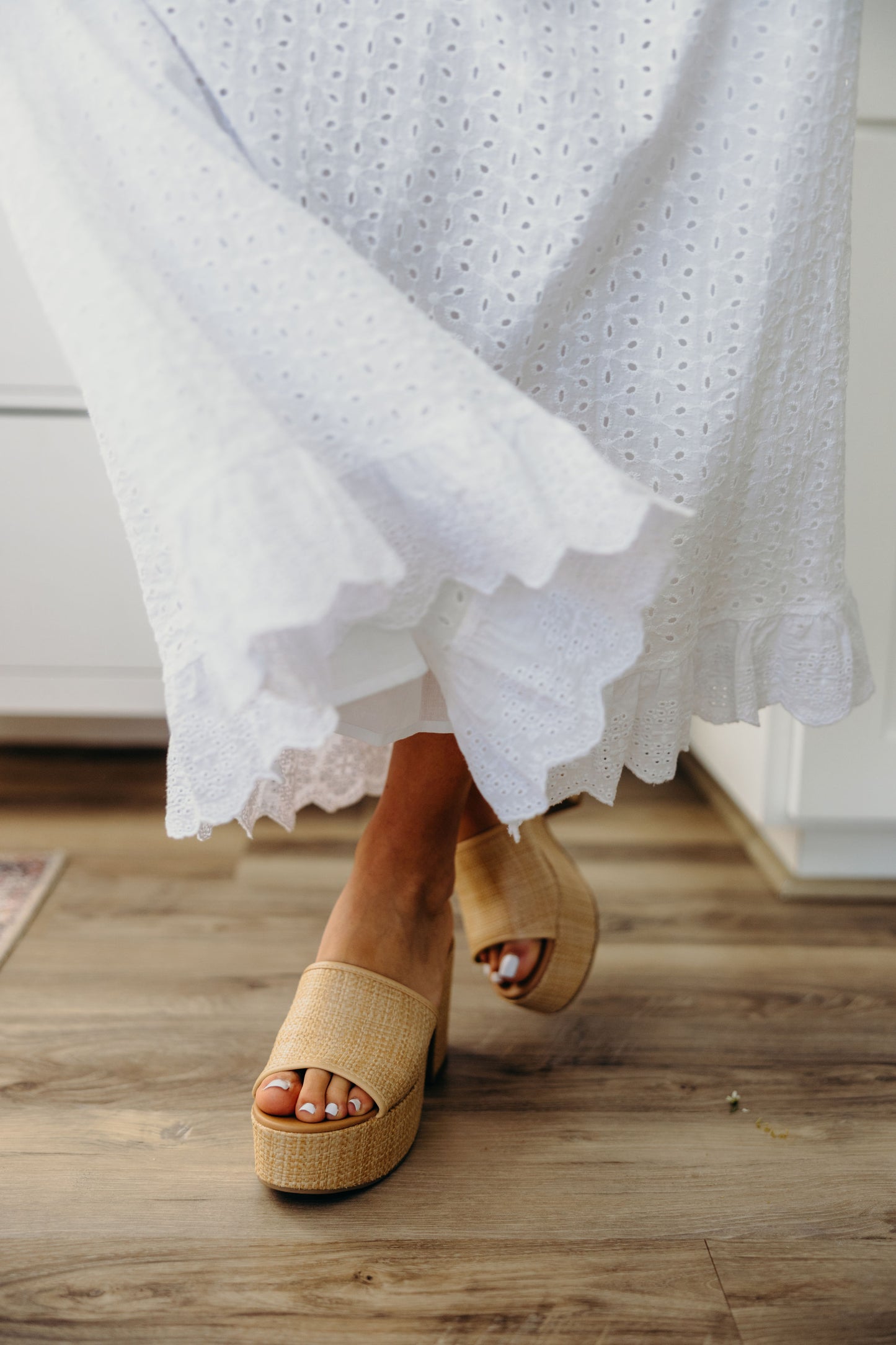 THE DUTTON IN WHITE EYELET