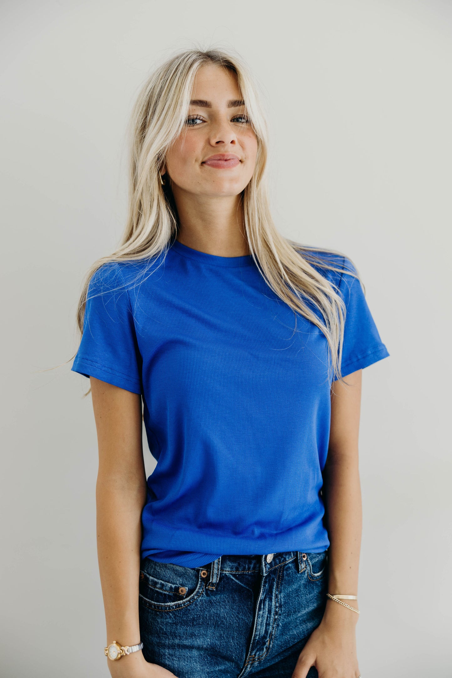 SHORT SLEEVE RIBBED TEE IN COBALT