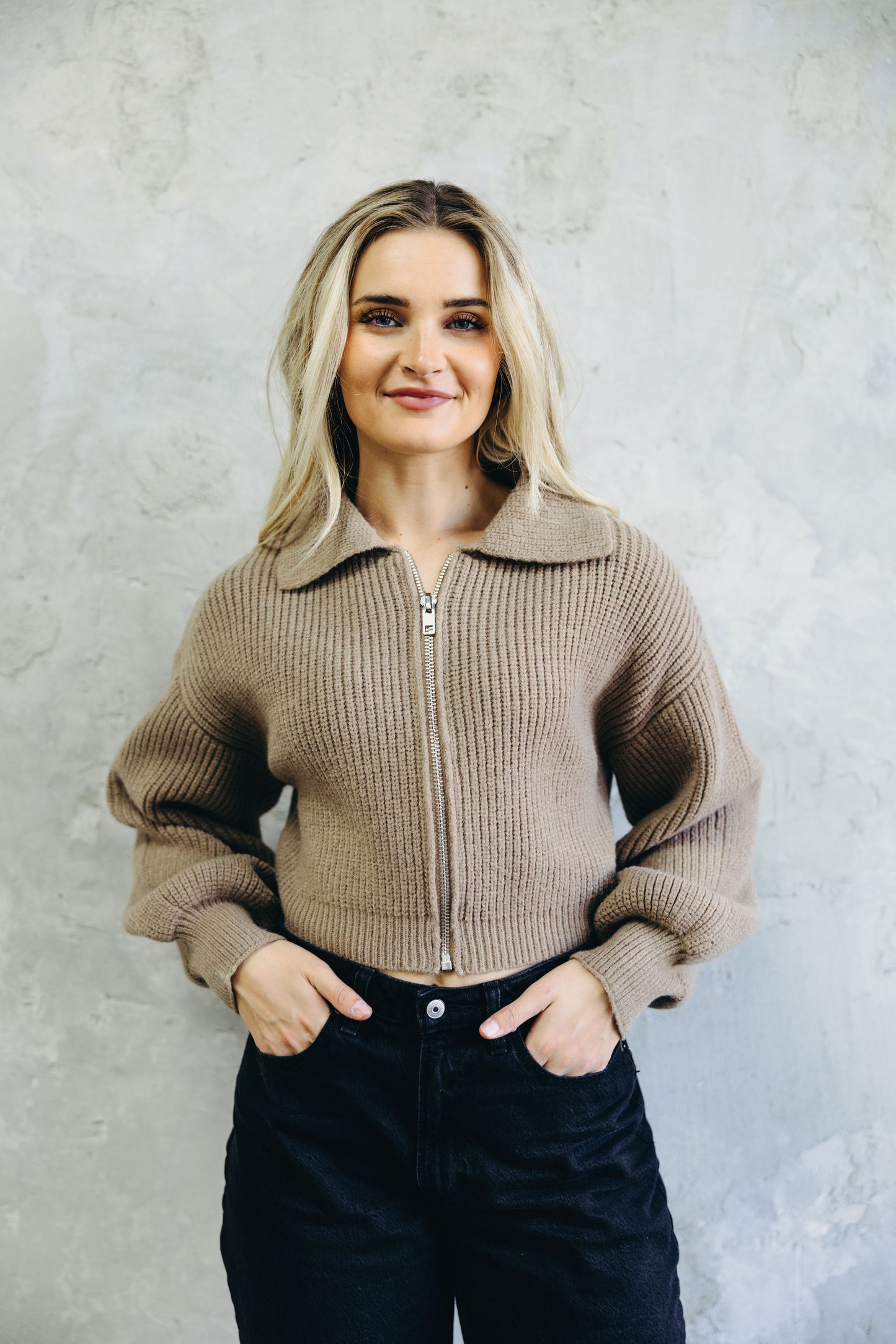 CROP ZIPPER SWEATER IN CINDER FINAL SALE
