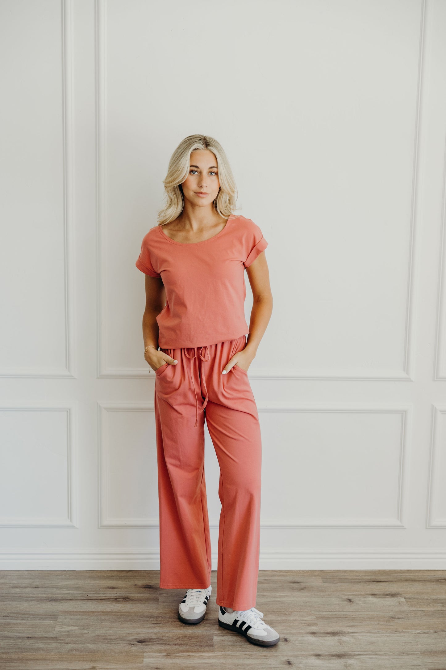 WIDE LEG LOUNGE PANTS IN WATERMELON