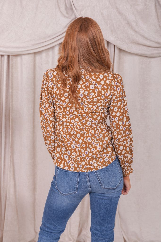 V-NECK LONG SLEEVE IN GOLDEN MUSTARD