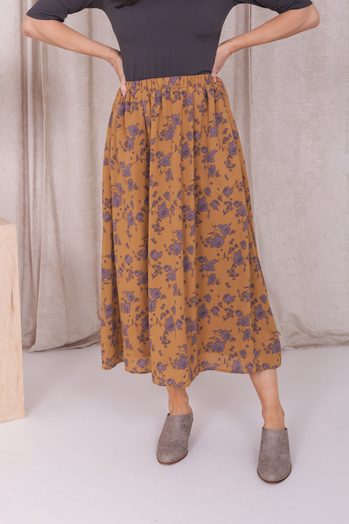 MAXI SKIRT IN GOLD COMBO ROSES FINAL SALE