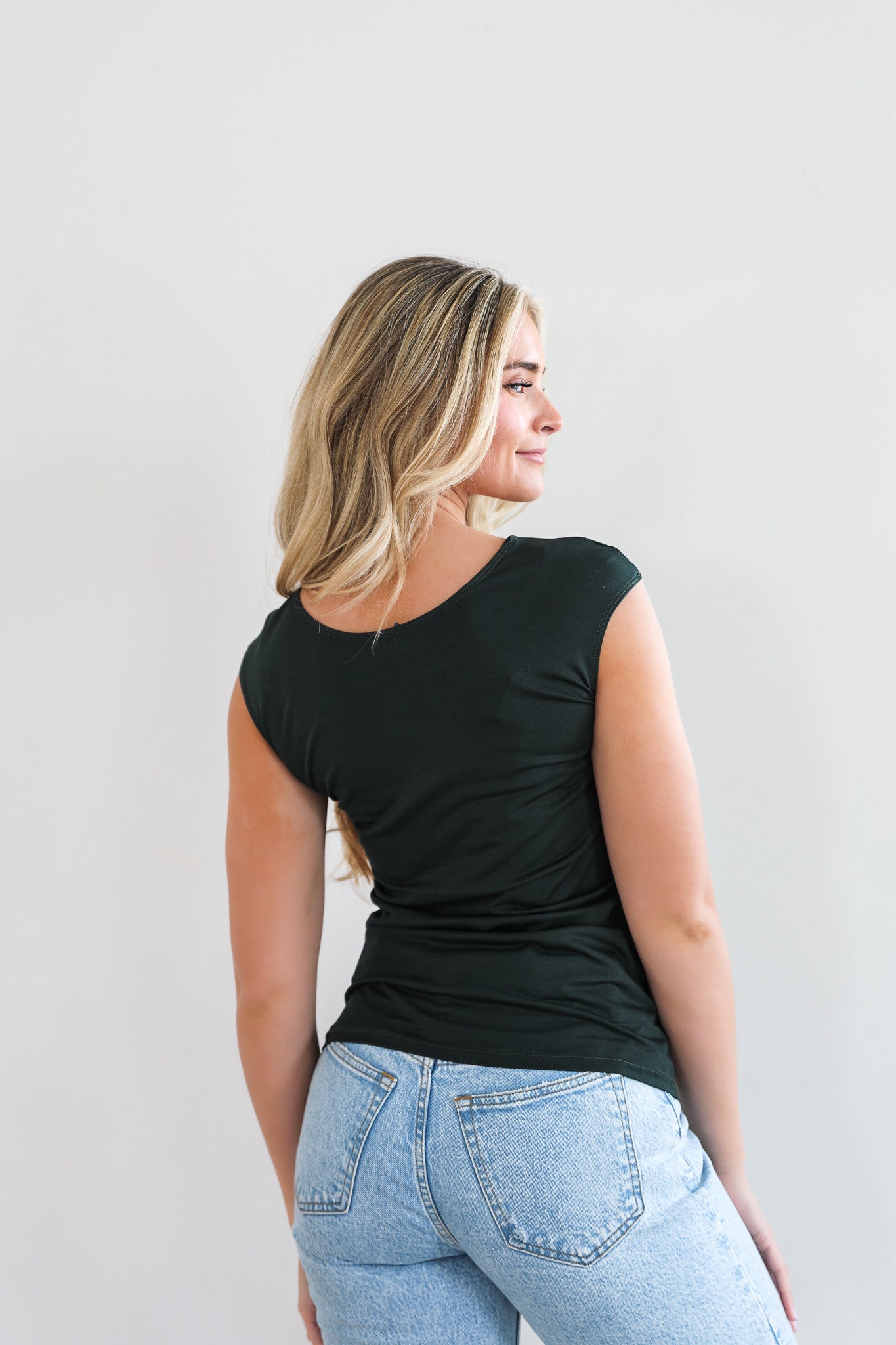 LAYERING TEE IN PINE GROVE