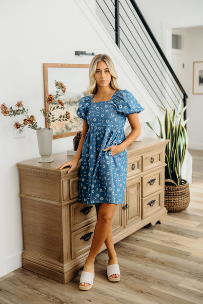 THE HAYES IN CLASSIC INDIGO