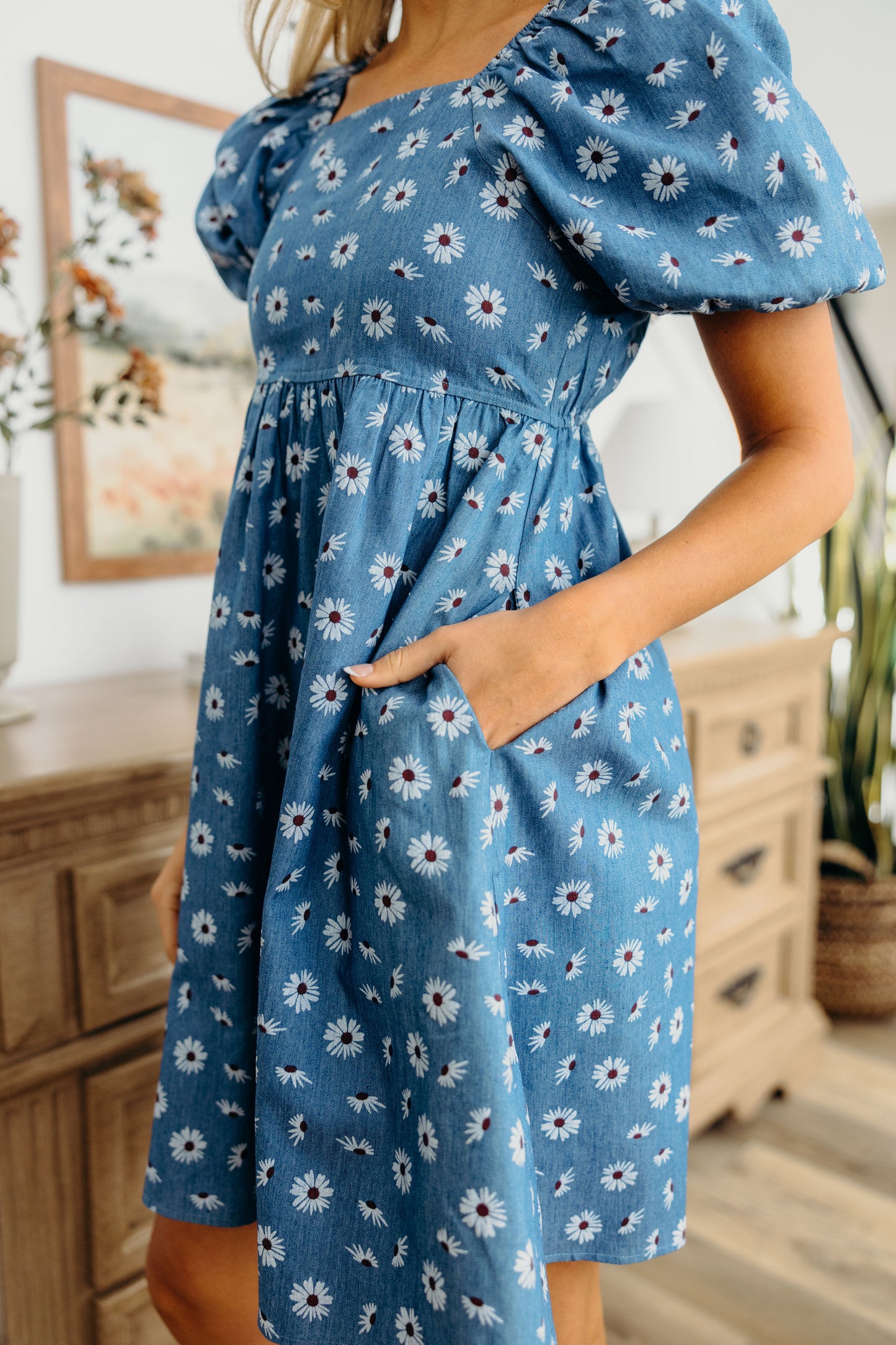 THE HAYES IN CLASSIC INDIGO