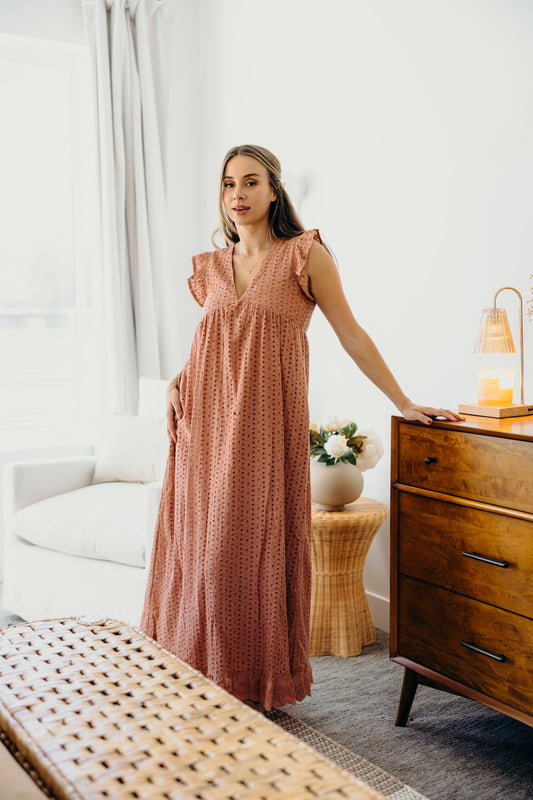 THE DUTTON IN LIGHT CORAL EYELET