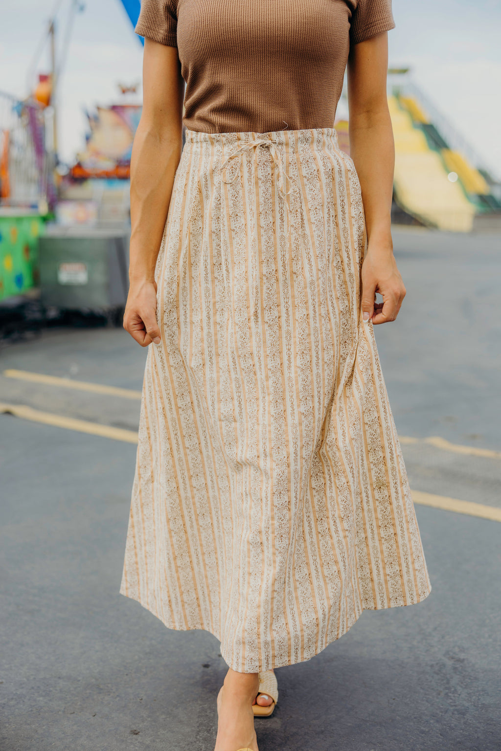 COLUMN SKIRT IN AMBER TAPESTRY