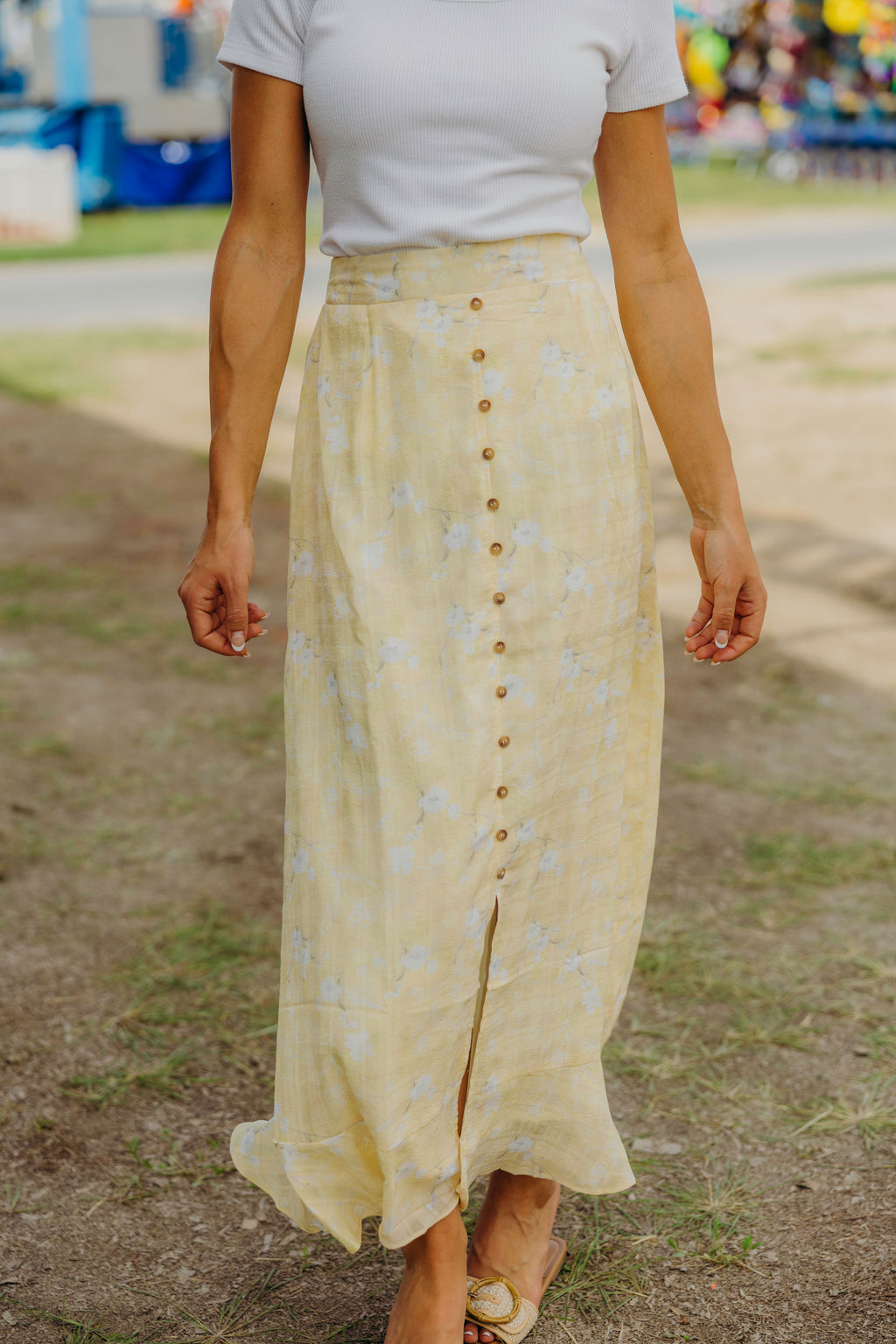 SLIT FRONT MAXI SKIRT IN MELLOW YELLOW