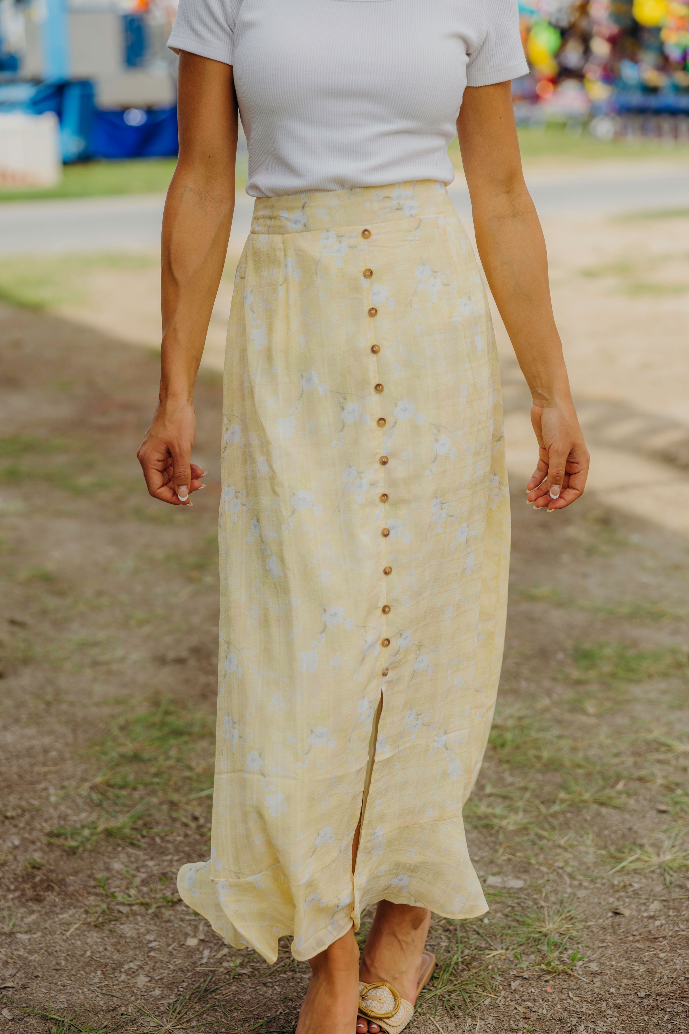 SLIT FRONT MAXI SKIRT IN MELLOW YELLOW