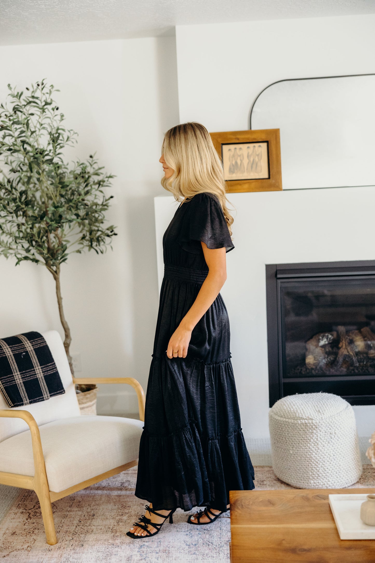 THE TAYLOR IN BLACK