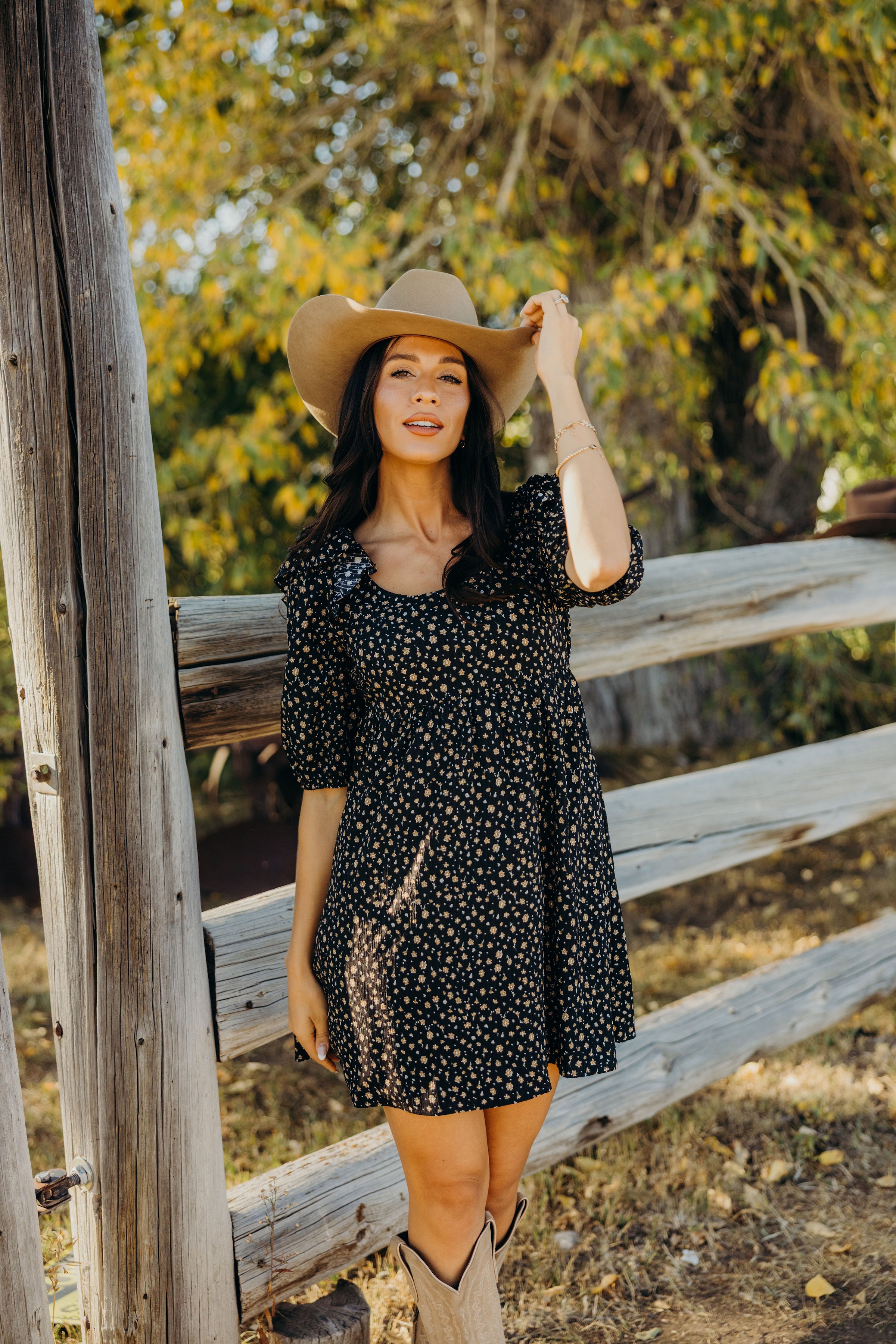 THE SAMMIE IN SADDLE BLOSSOM