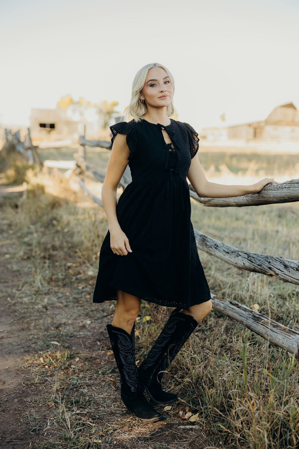 THE PORTER IN BLACK