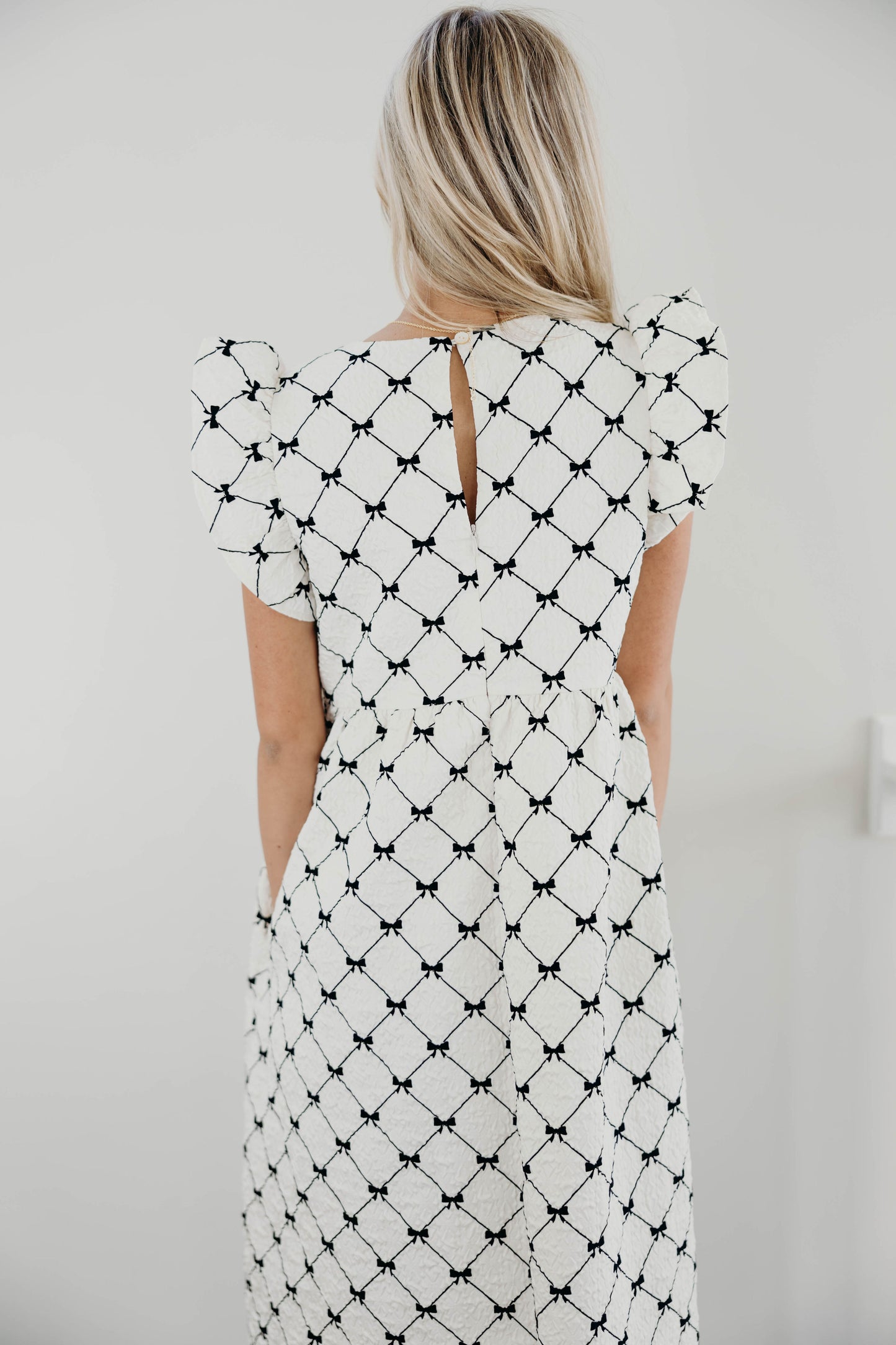 THE RUMI IN IVORY BOWS