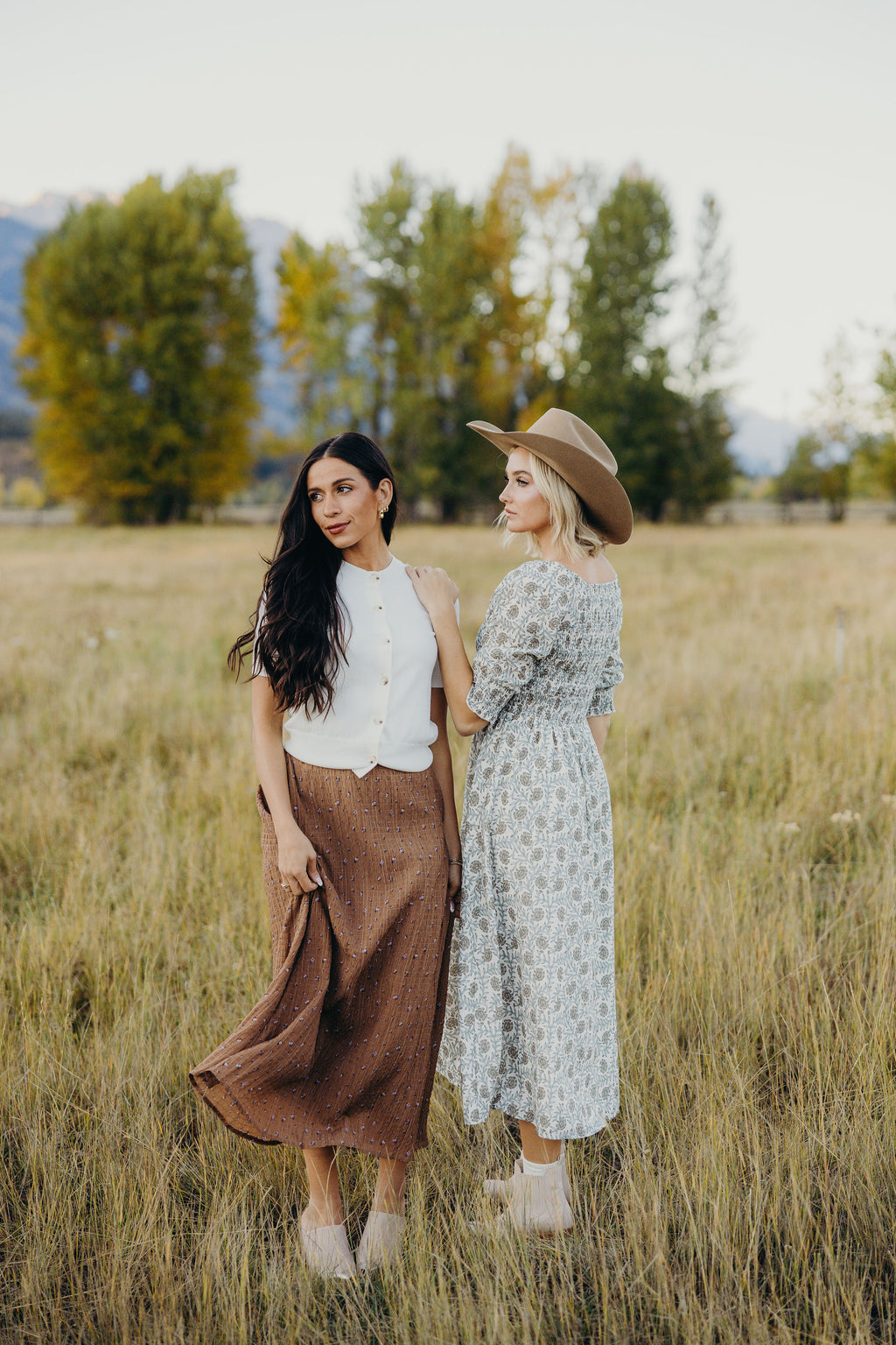 MAXI SLIP SKIRT IN COUNTRYSIDE BLOOM