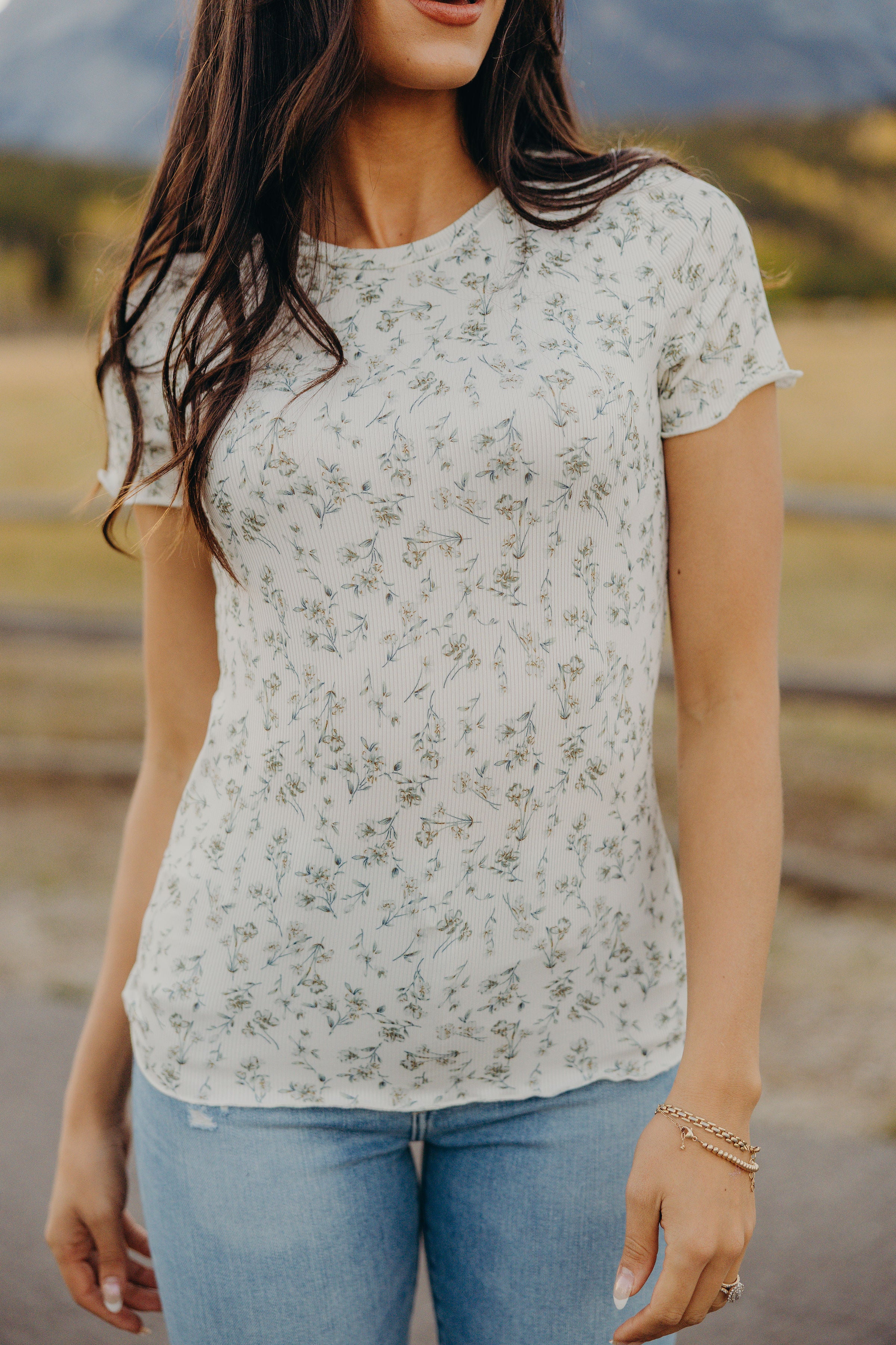 LETTUCE EDGE TEE IN FROSTED STEM