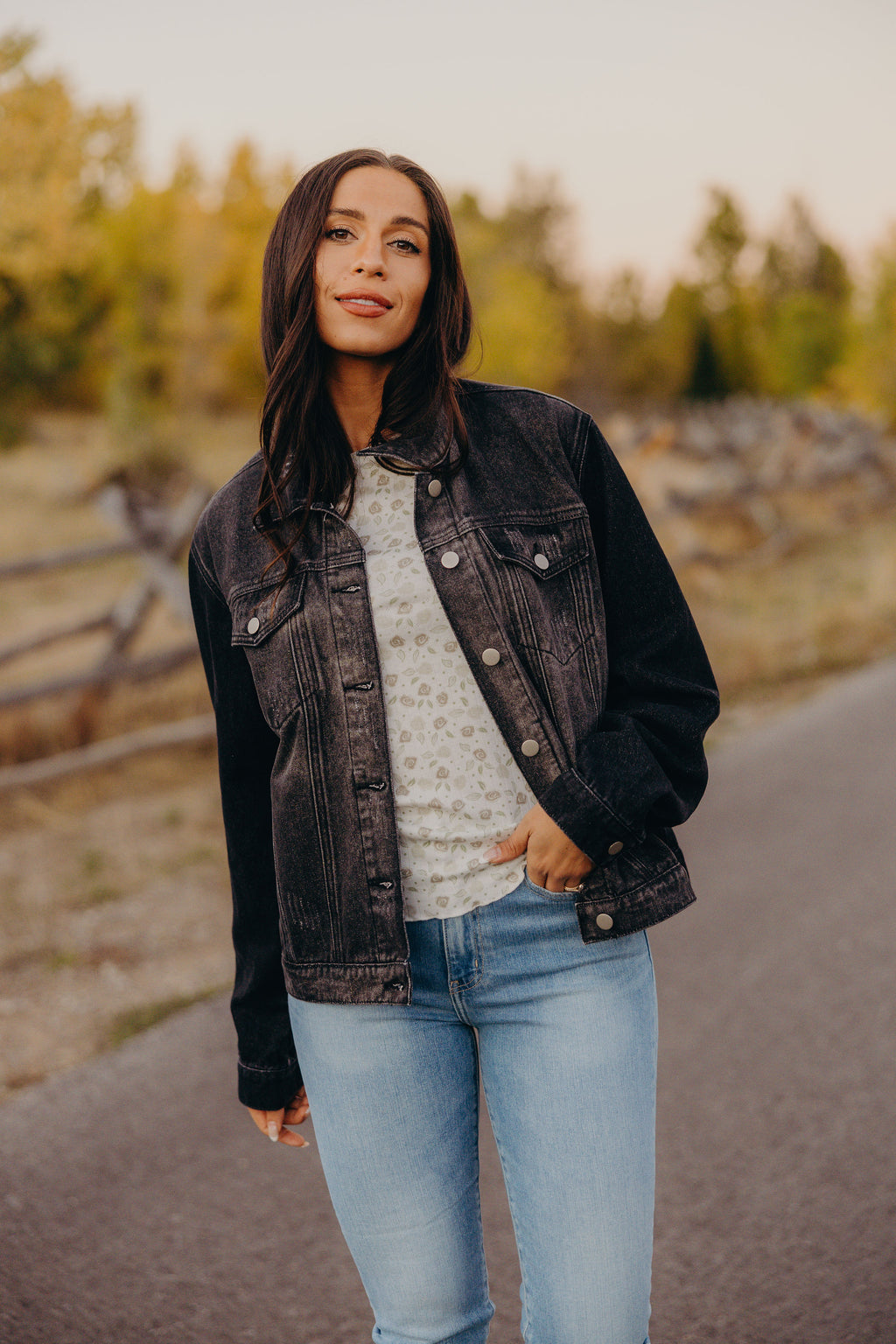 CITY STROLL JACKET IN ASH BLACK