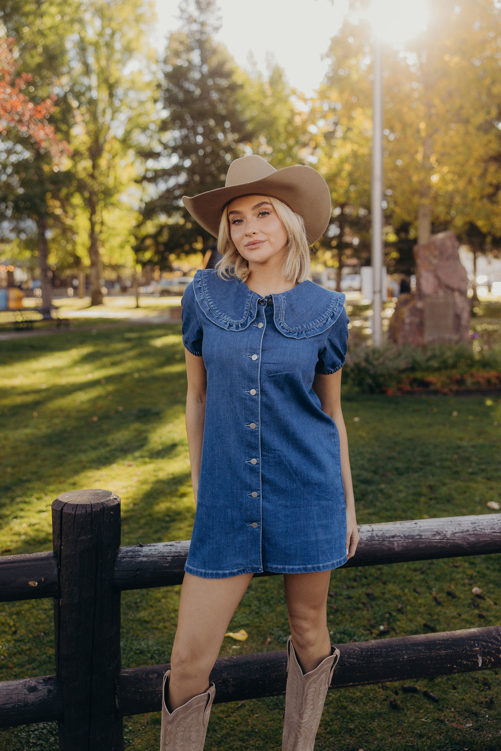 THE KNOX IN RUSTIC BLUE