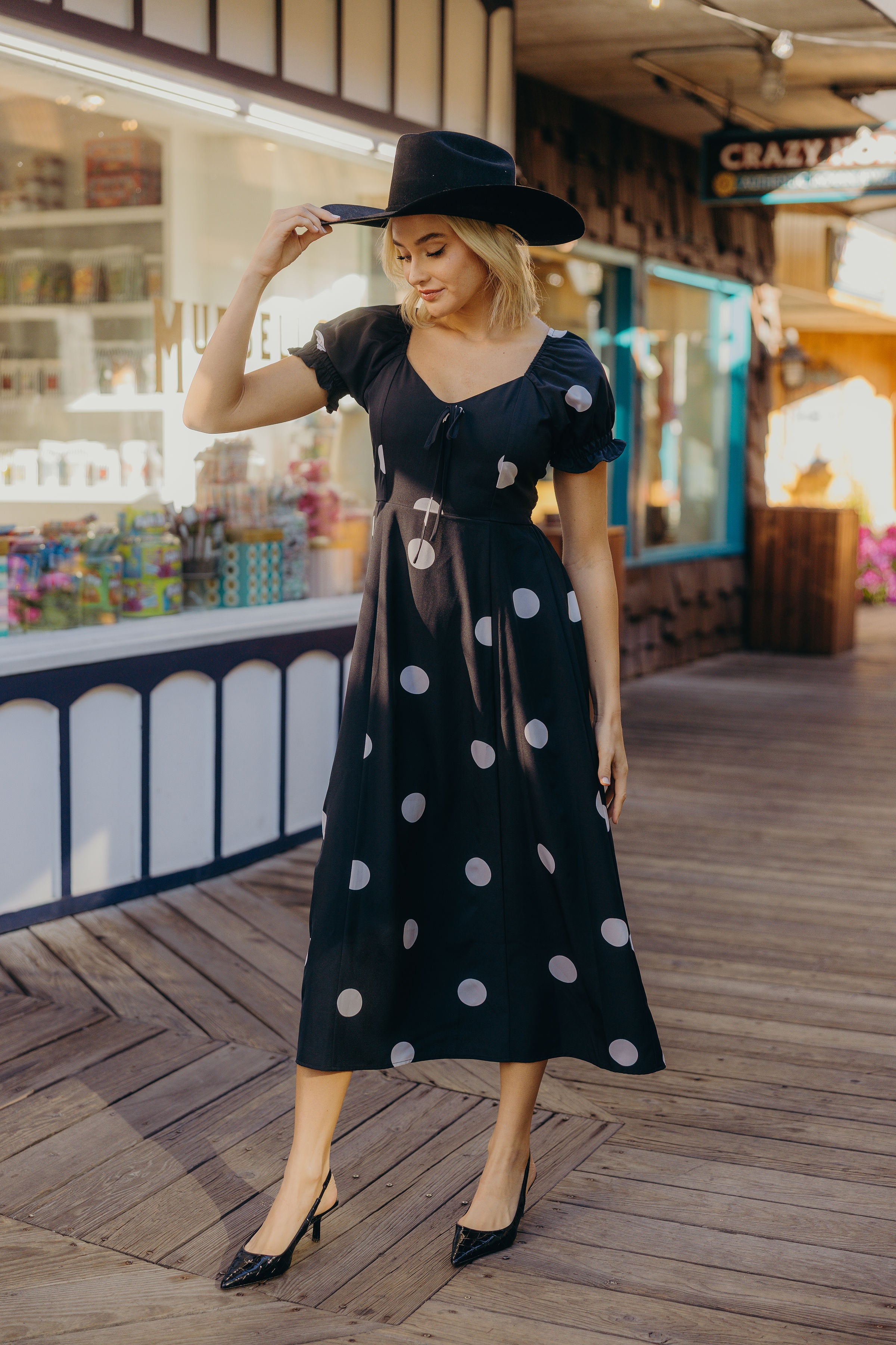 THE RUNA IN SUNDAY DOT