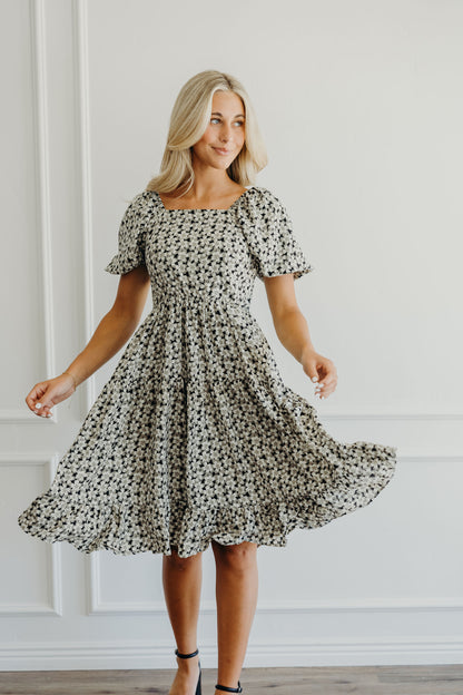 THE POPPY IN MIDNIGHT DAISY FINAL SALE