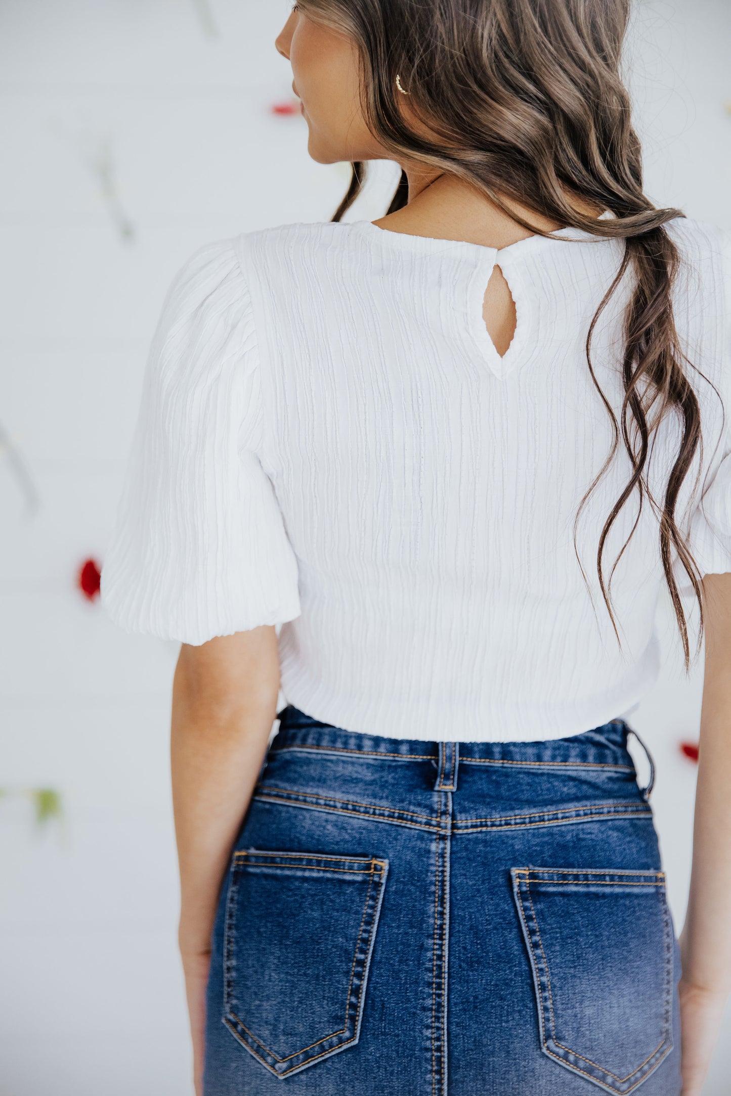 PUFF SLEEVE TOP IN WHITE FINAL SALE