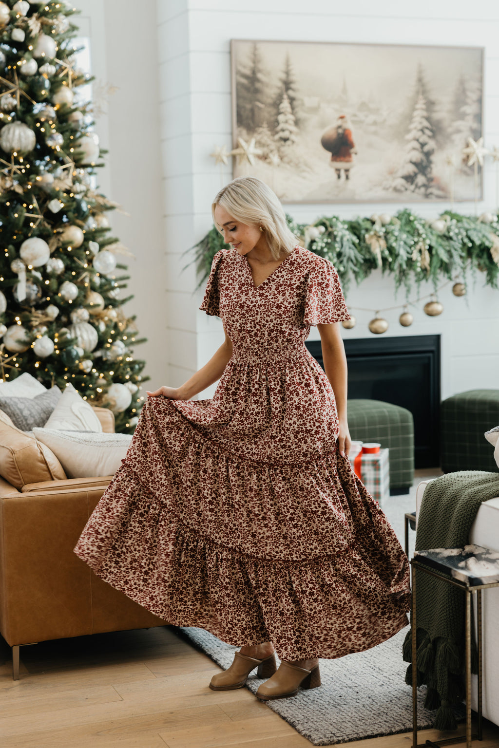 THE EDEN IN YULETIDE BLOOM
