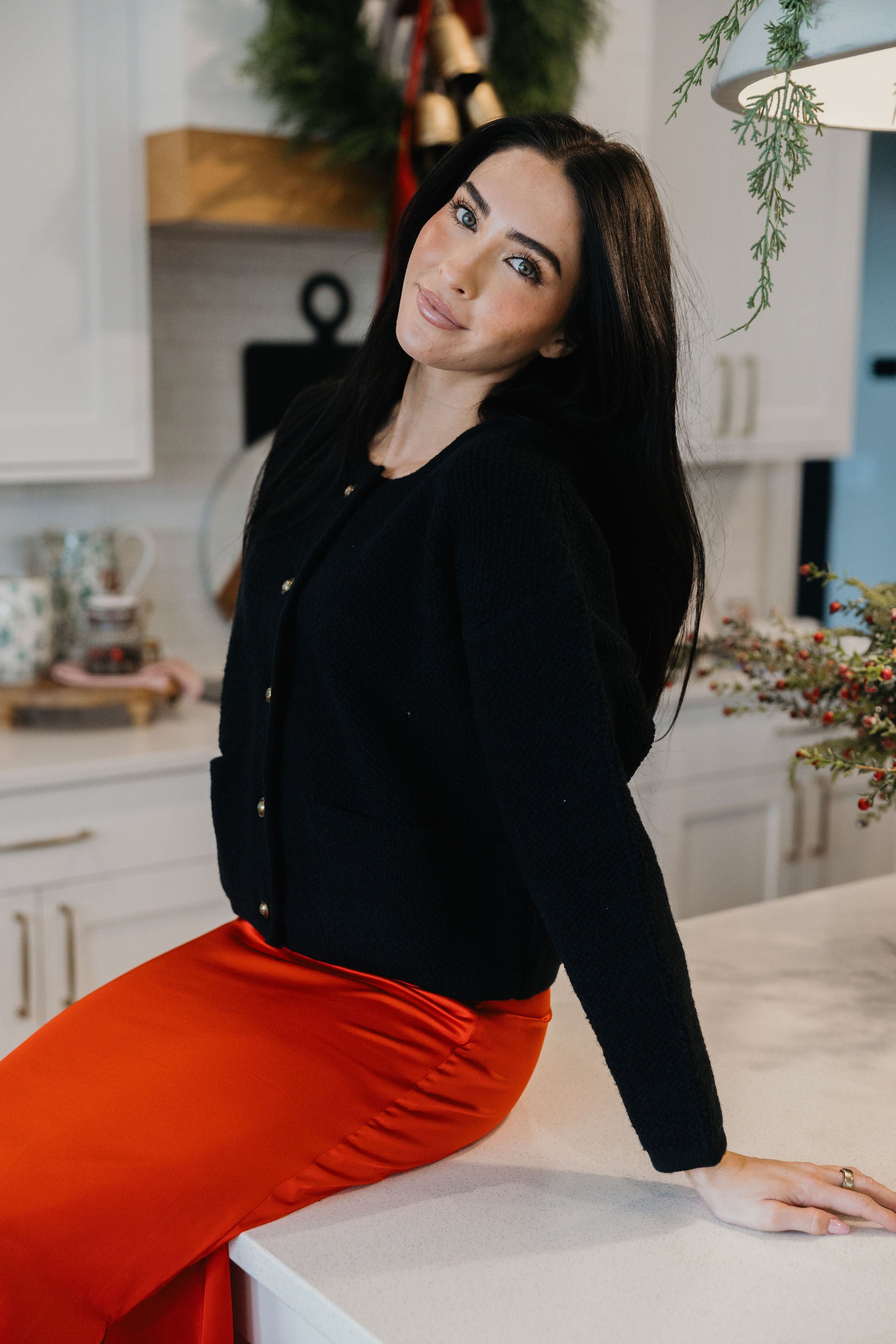 BUTTON FRONT CARDI IN BLACK