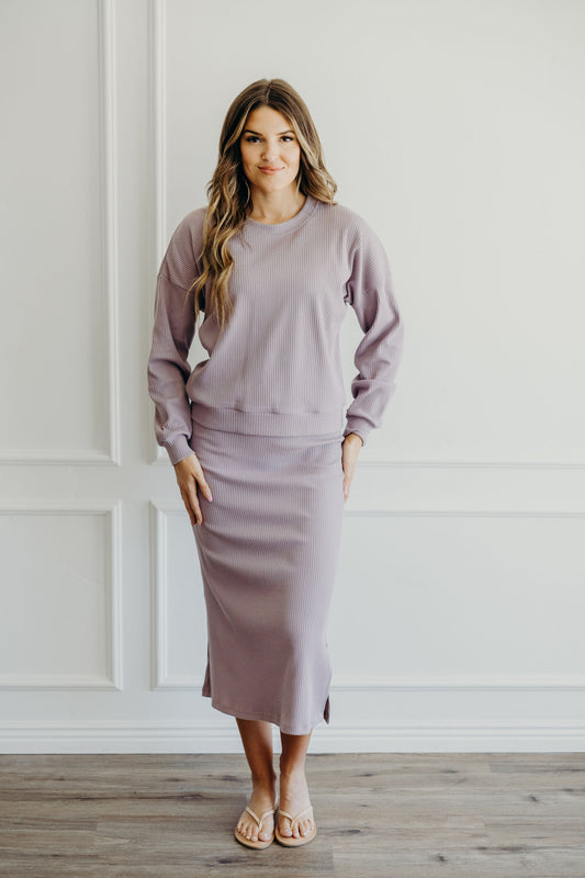 RIBBED MIDI SKIRT IN LILAC