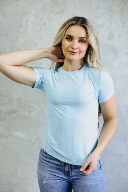 SHORT SLEEVE RIBBED TEE IN LIGHT BLUE FINAL SALE