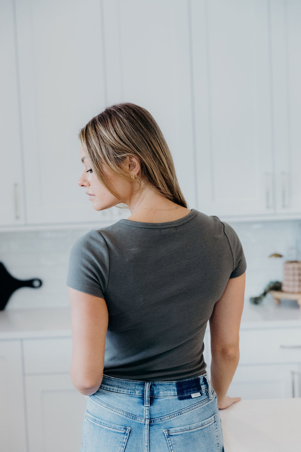RIBBED SWEATER SCOOP TEE IN BASIL FINAL SALE