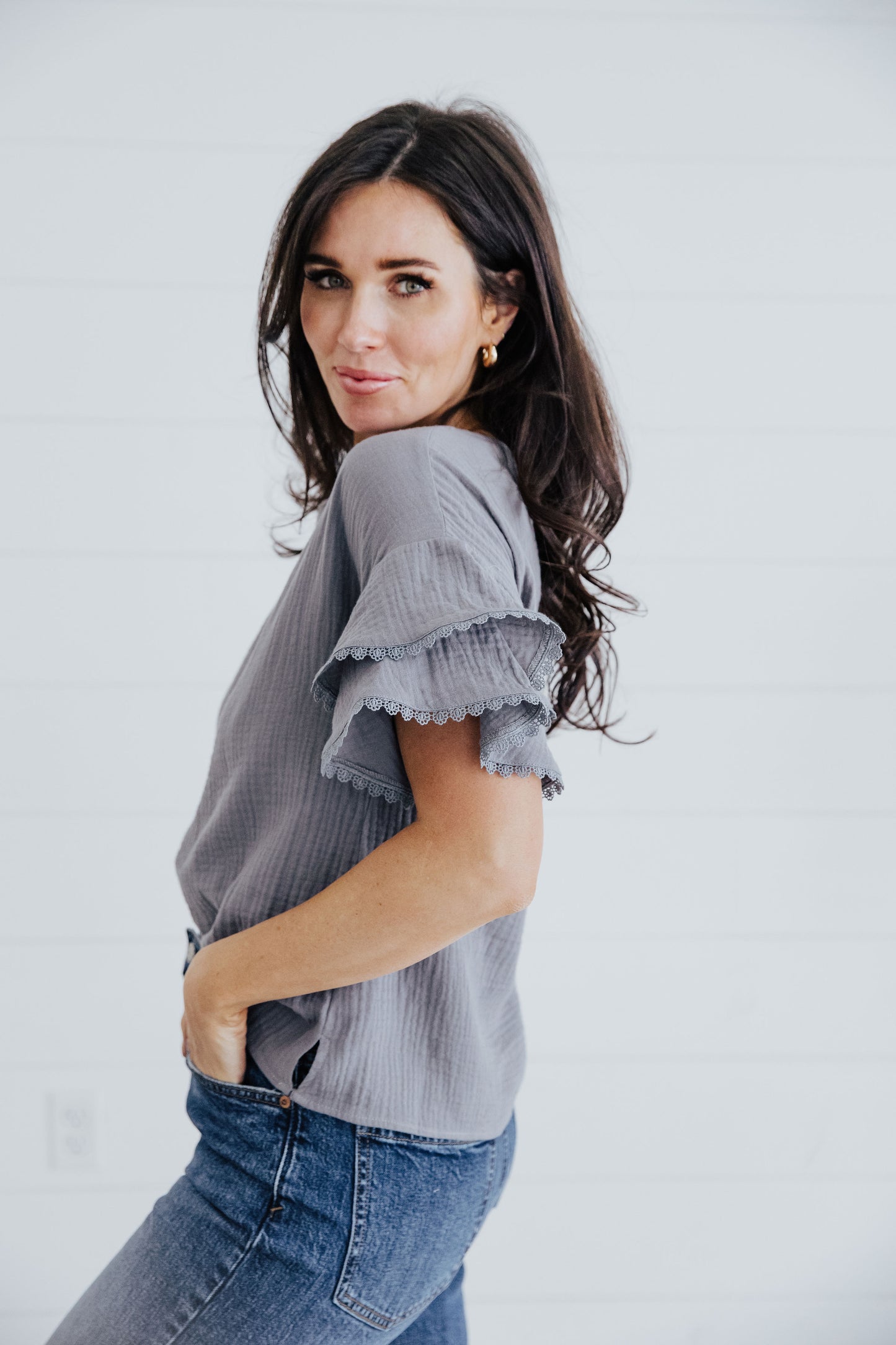 LACE TRIM BLOUSE IN BLUE FOG FINAL SALE