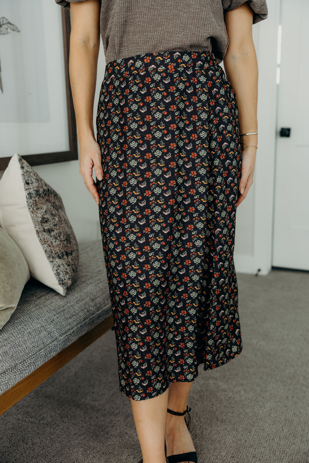 MIDI SKIRT IN HERITAGE PETALS FINAL SALE