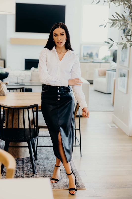 MAXI SKIRT IN BLACK LEATHER