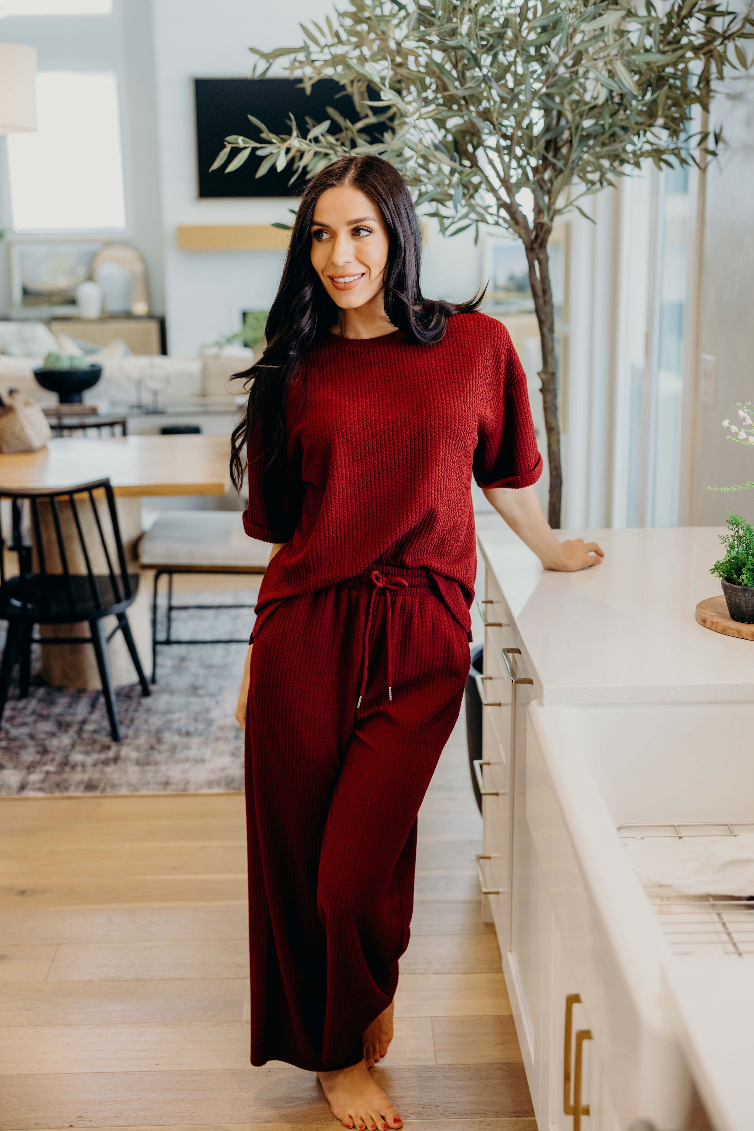 TEXTURED KNIT TOP IN CRANAPPLE