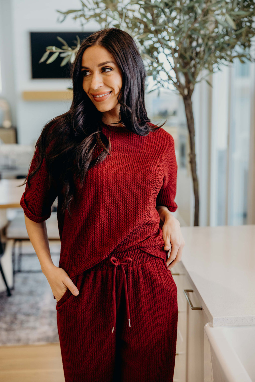 TEXTURED KNIT TOP IN CRANAPPLE