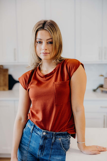 POCKET SLUB TEE IN CINNAMON STICK