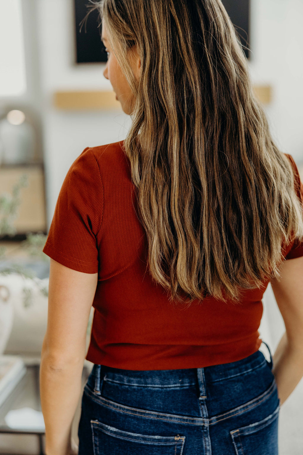 SHORT SLEEVE RIBBED TEE IN SMOKED PAPRIKA FINAL SALE