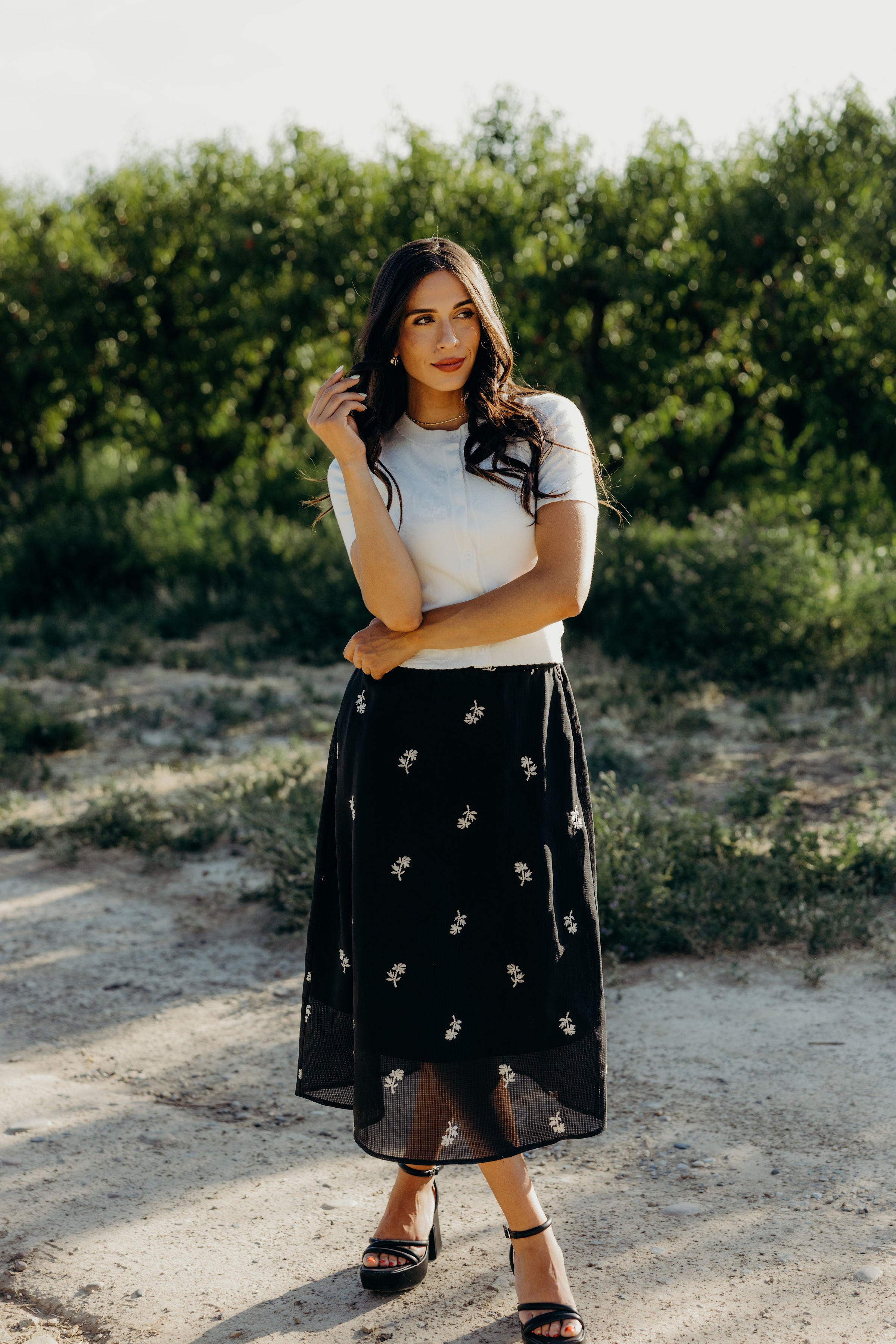 SCALLOPED CARDI IN IVORY