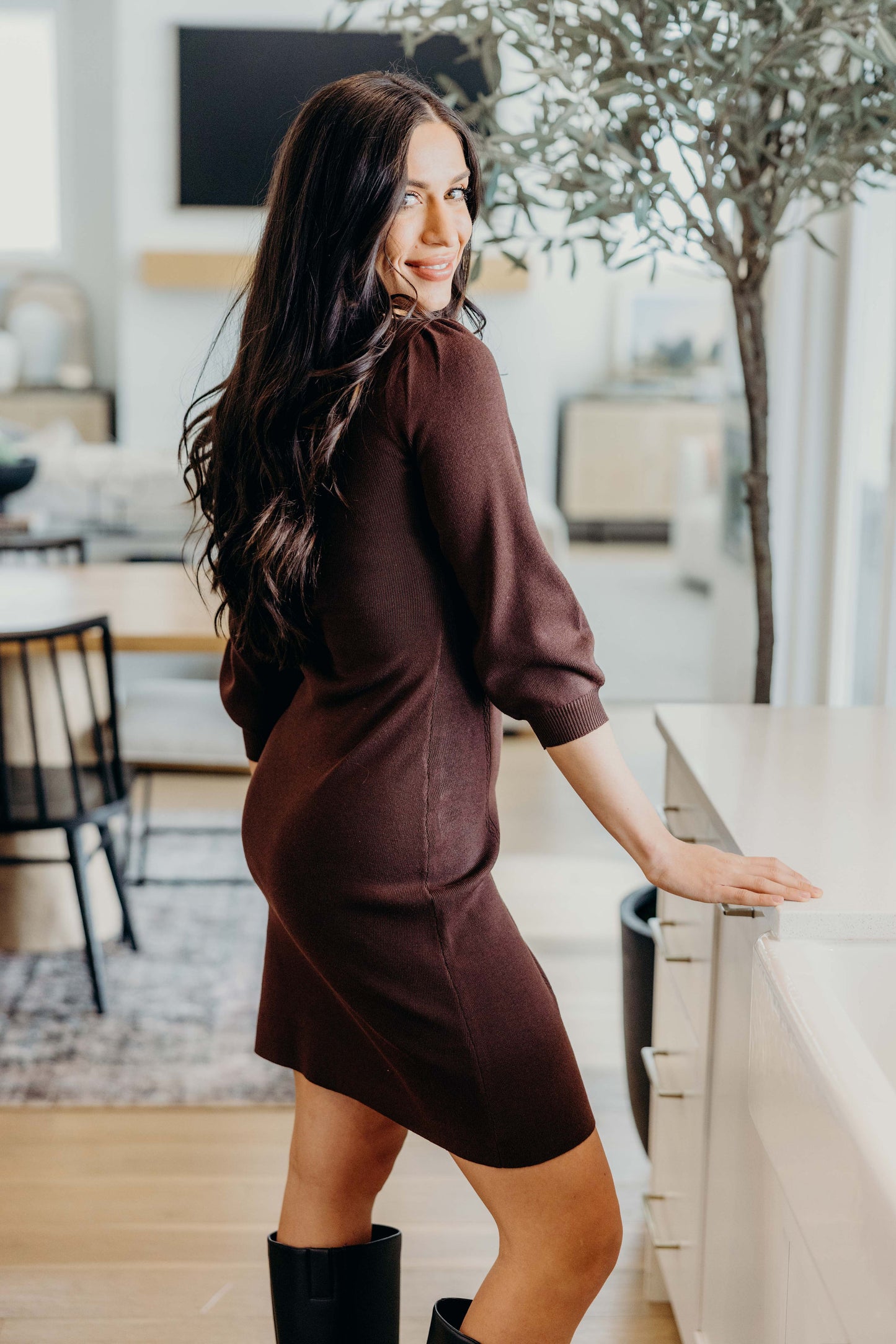 THE JODI IN WALNUT