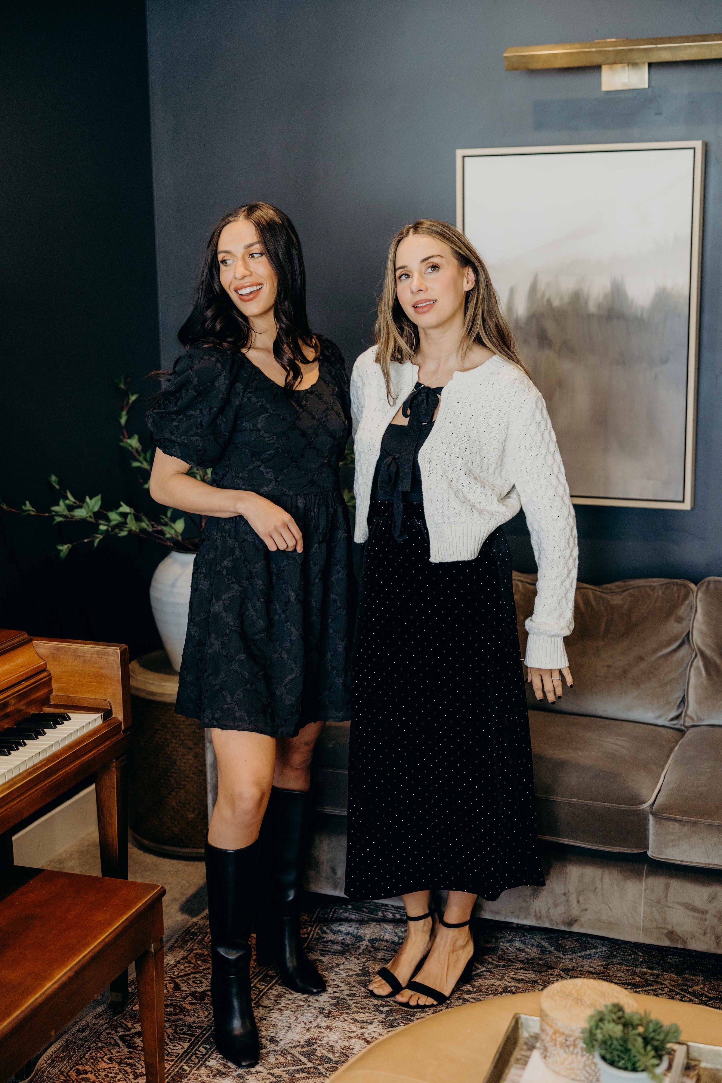 STRAIGHT SKIRT IN BLACK FINAL SALE