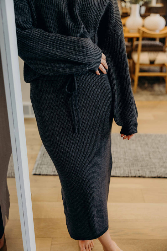 MIDI SWEATER SKIRT IN BRUSHED NICKEL