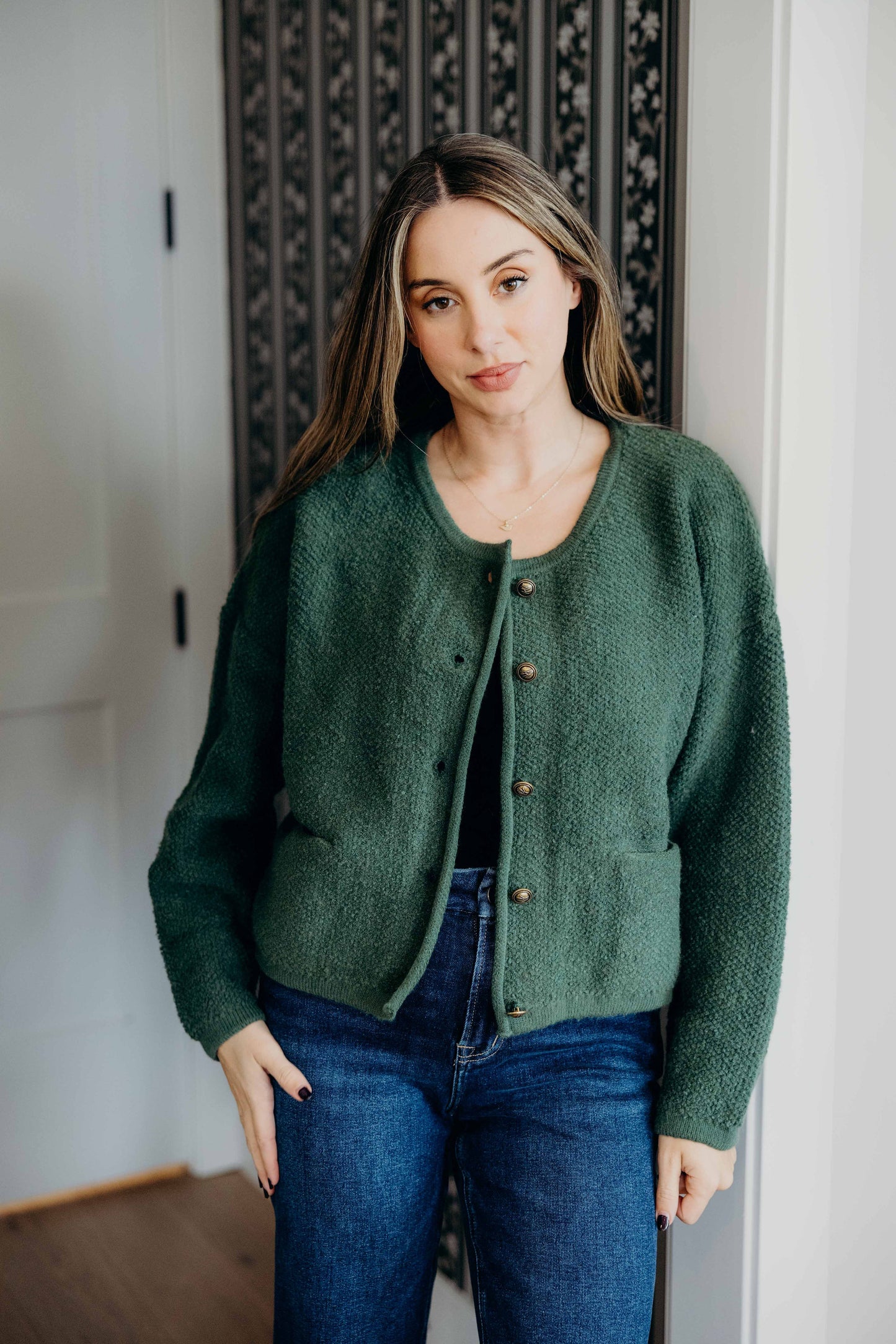 BUTTON FRONT CARDI IN FIR GREEN
