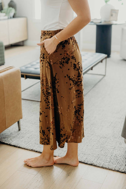 MIDI SLIP SKIRT IN LUXE BLOSSOM