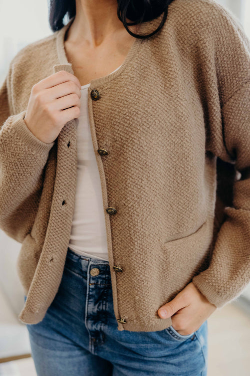 BUTTON FRONT CARDI IN SESAME