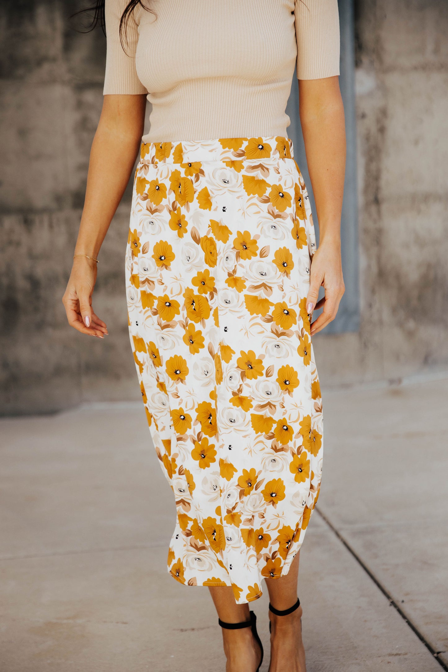 MIDI SKIRT IN AMBER FLORAL