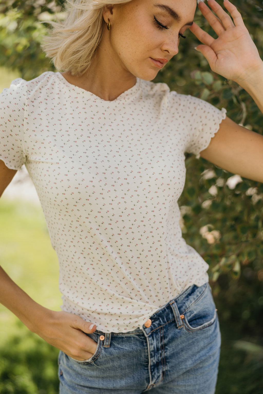 LETTUCE EDGE TEE IN MICRO DITSY