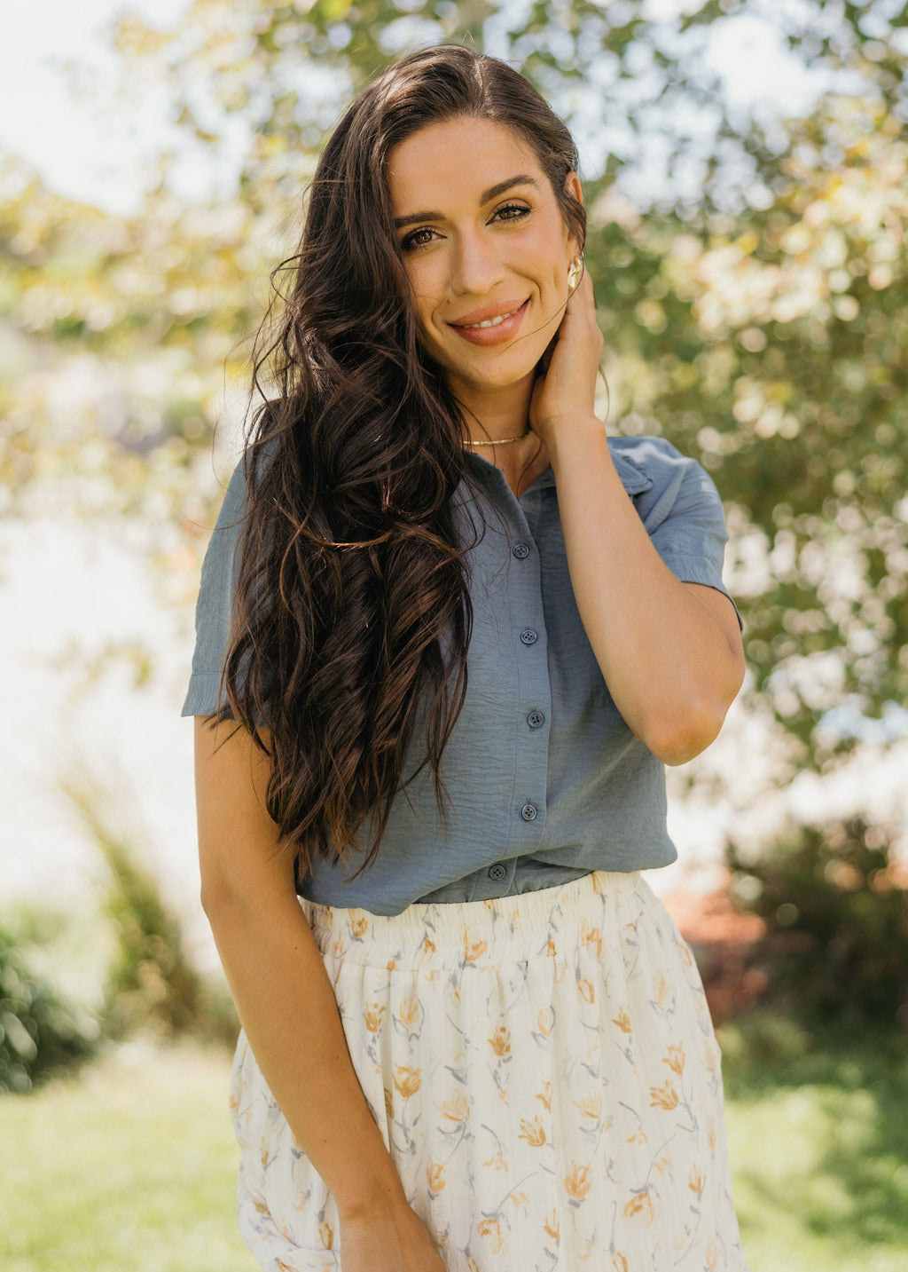 RUFFLED COLLARED BLOUSE IN BLUE FOG FINAL SALE