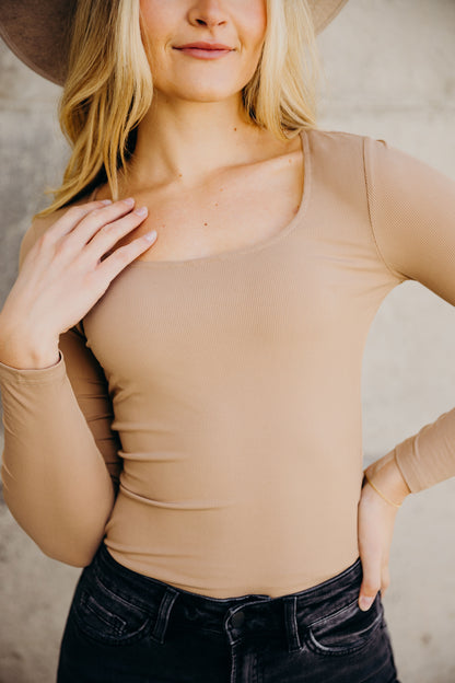 RIBBED LONG SLEEVE BODYSUIT IN NUDE