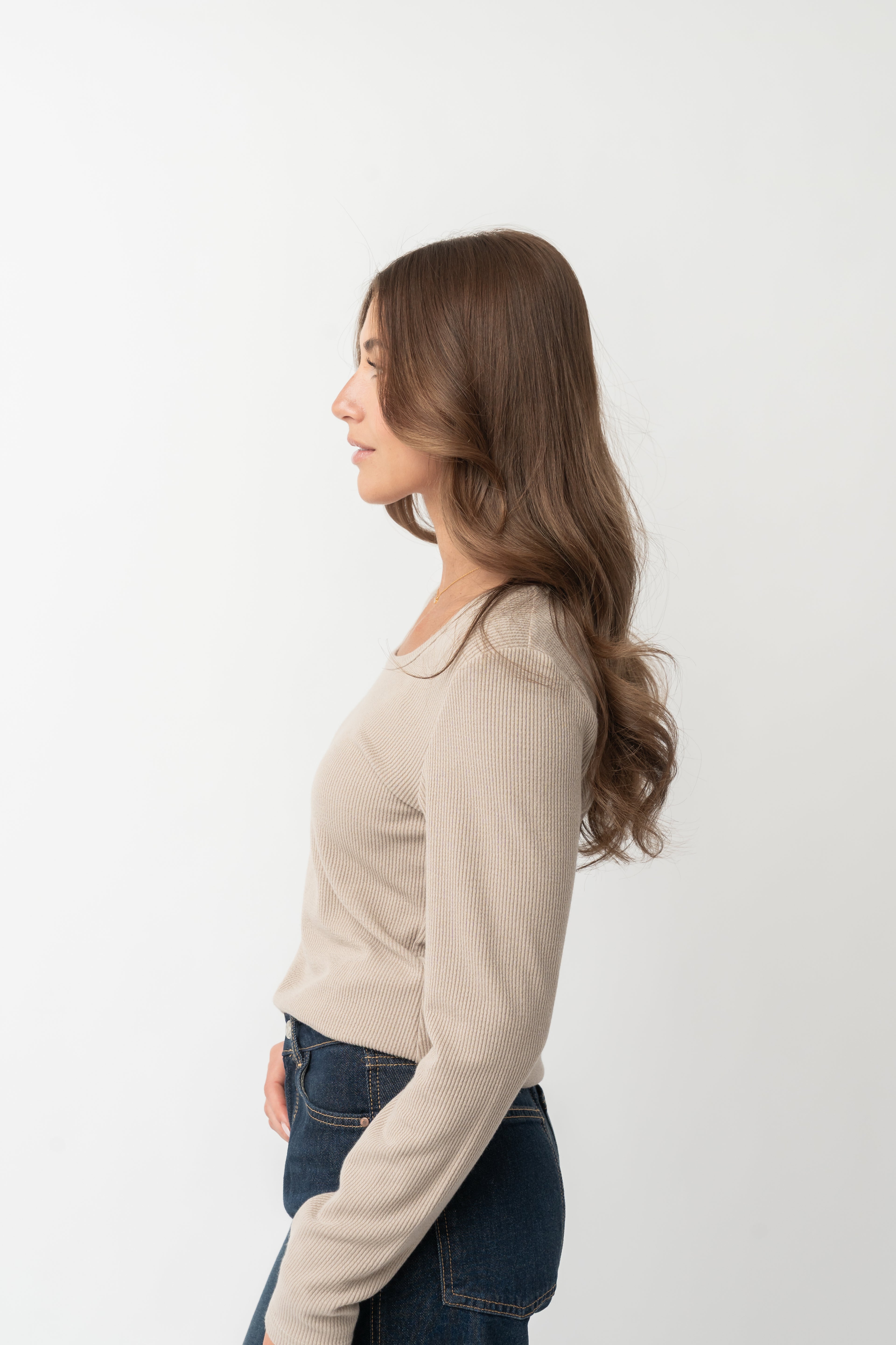 LONG SLEEVE SCOOP TEE IN ALMOND