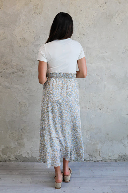 BUTTON FRONT SKIRT IN TROPICAL BREEZE