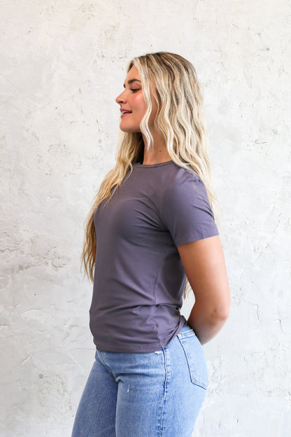 SHORT SLEEVE RIBBED TEE IN STORMY GRAY